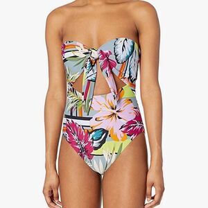 ‎Bcbgeneration Front Tie Bandeau Floral Swimsuit